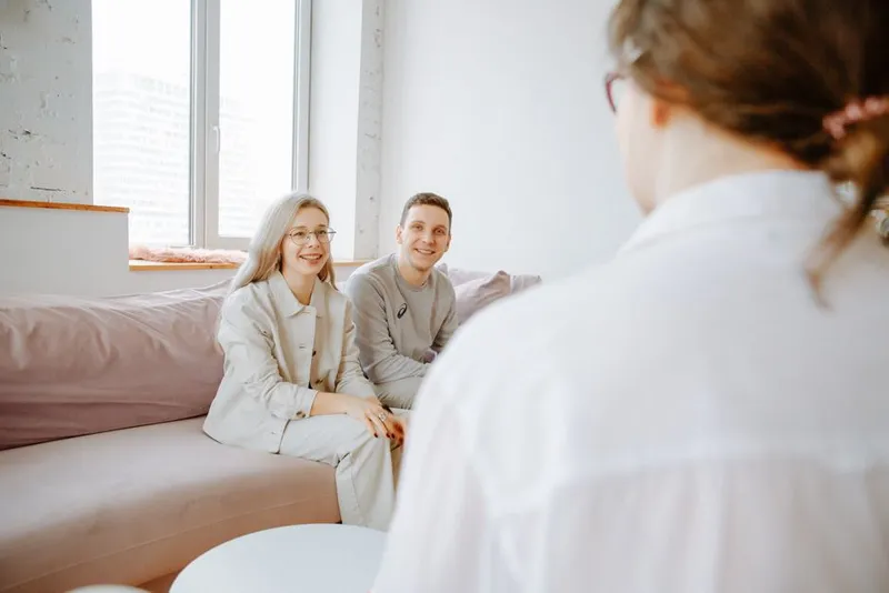 Couple in a calm session with a therapist